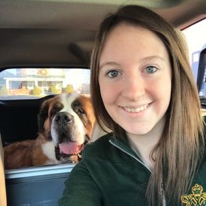 Meet your Posher, Abby